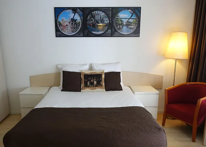 Hotel Prinsengracht 3*